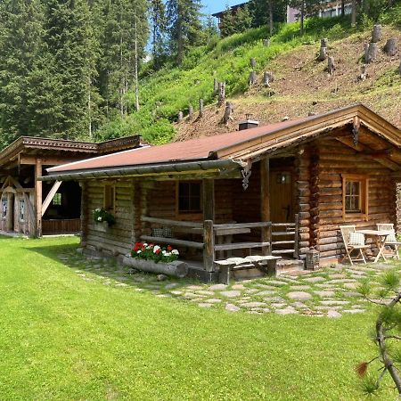 Almnest In Hochfuegen Mit Privat Spa Exteriör bild